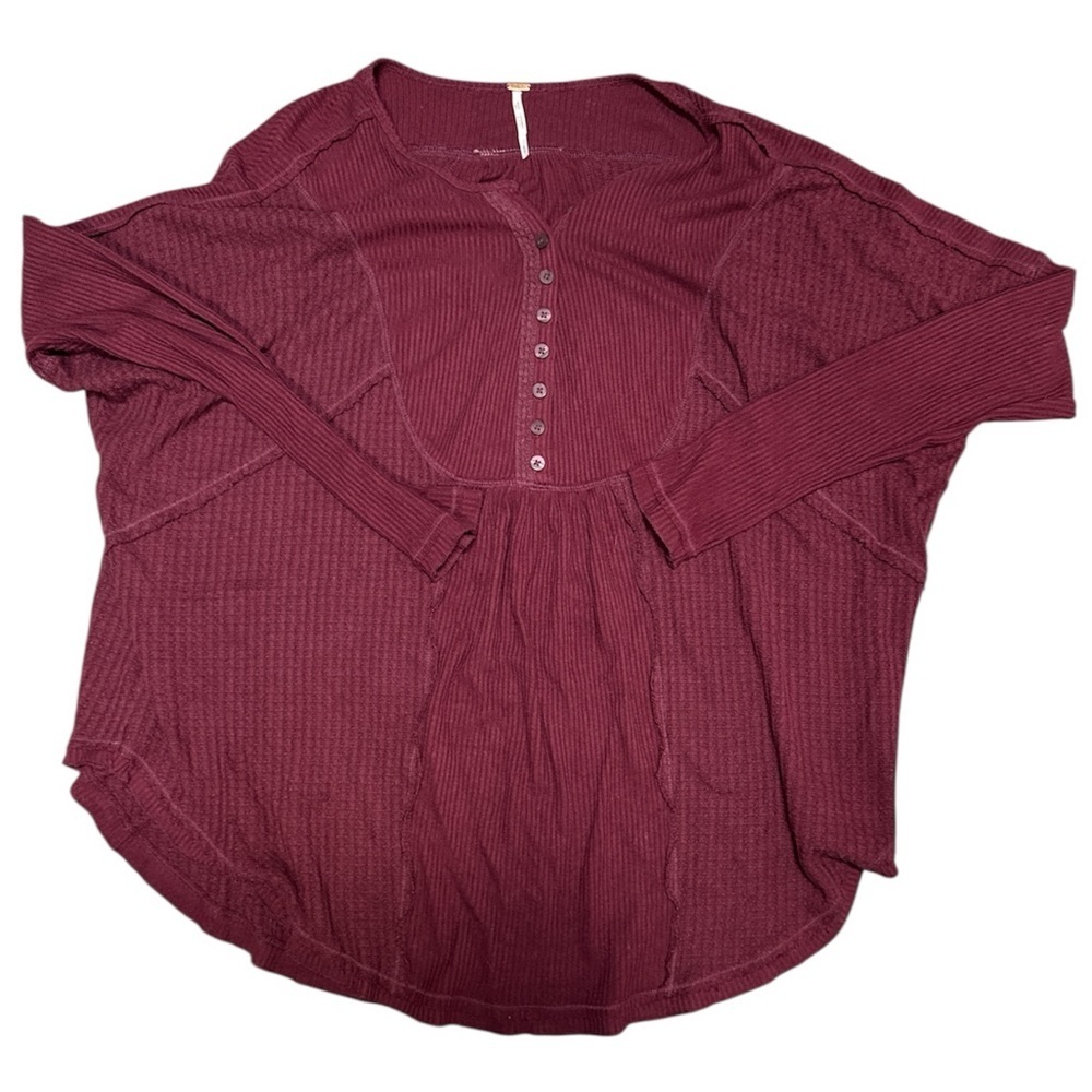 Free People Leo Waffle Knit Henley Top in Zinfandel - Size Medium